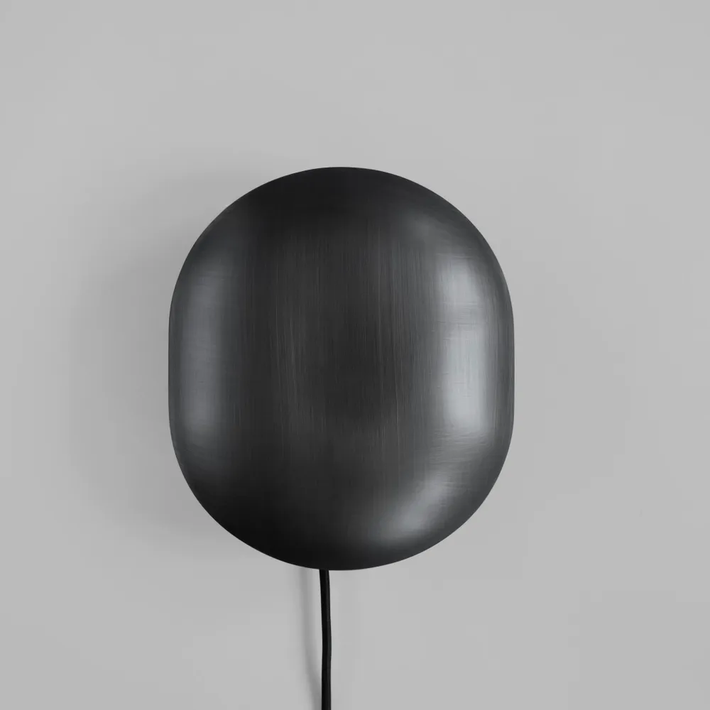 101 CPH Clam Wall Lamp - Warm finish