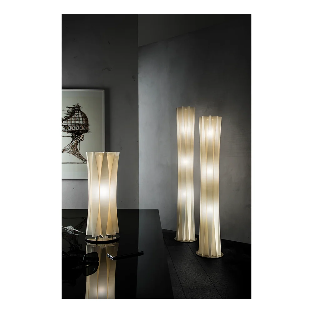 Smart Wi-Fi Bach bordlampe s gylden Bordlampe