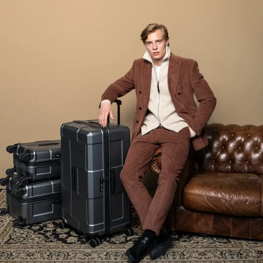Epic Crate Trunk M 72 cm - Stealth Grey