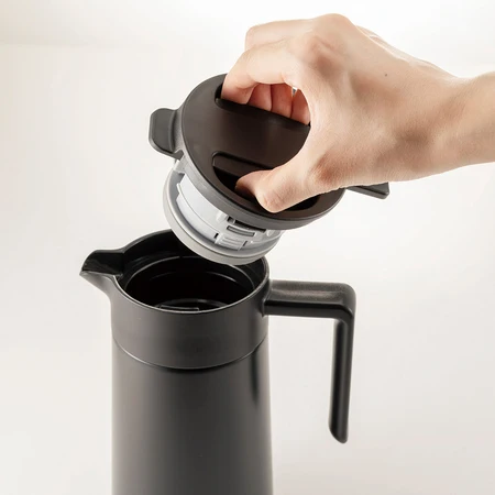 Hario Termokande 0,8L Sort
